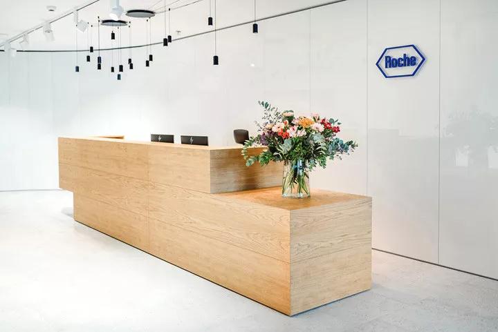 瑞士Roche药业公司斯洛伐克总部办公空间设计