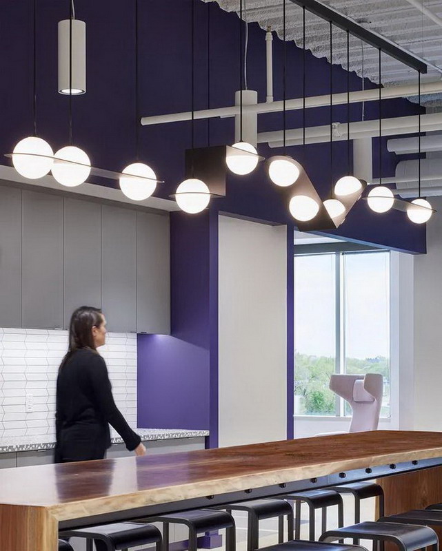 紫色风华 Vanco布卢明顿创意办公室设计欣赏